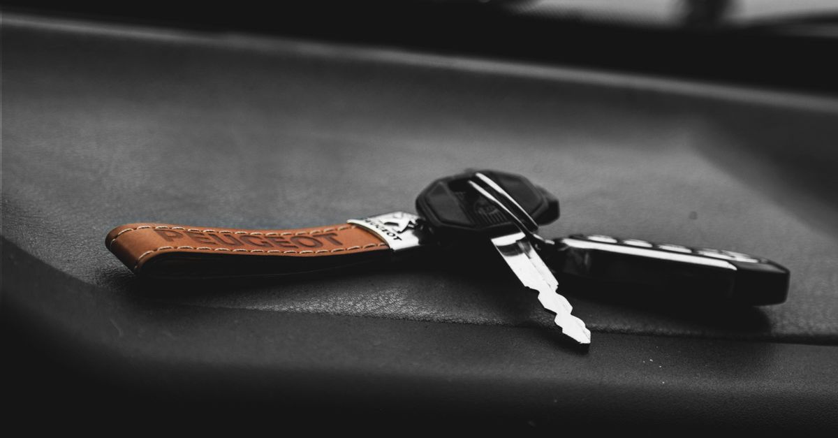 Chevrolet car key fob — Chris Locksmith NJ