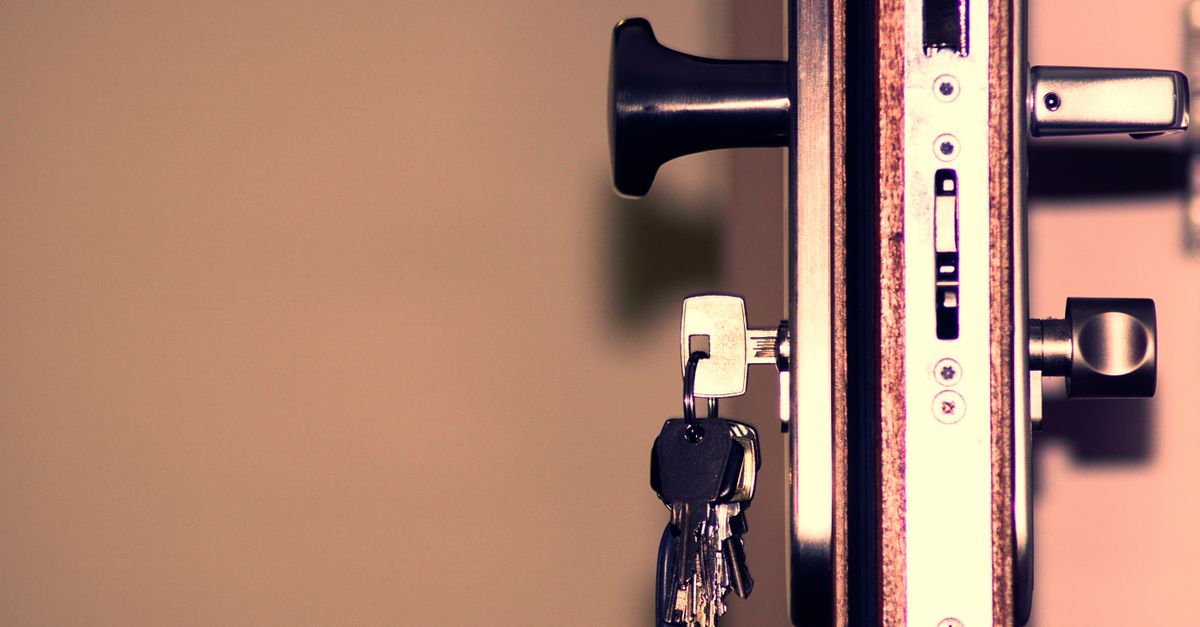 What Is a Locksmith Call-Out Fee — and When Do You Pay It? — Chris Locksmith NJ