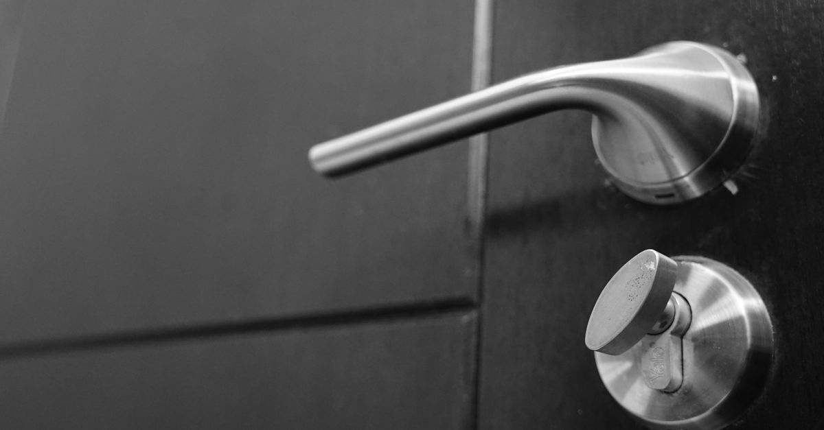 What to Ask When You Call a Locksmith in Mansfield — Chris Locksmith NJ